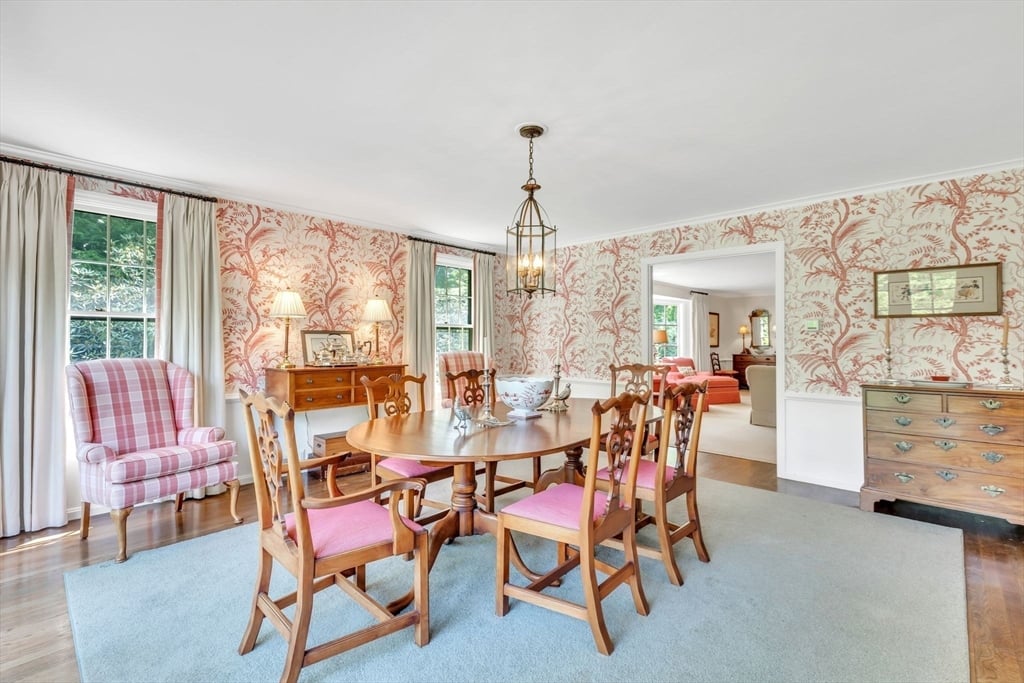 147 Shaker Road Photo 7