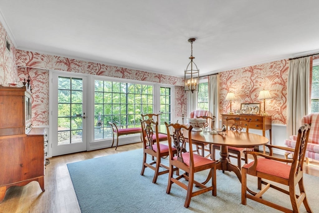 147 Shaker Road Photo 8