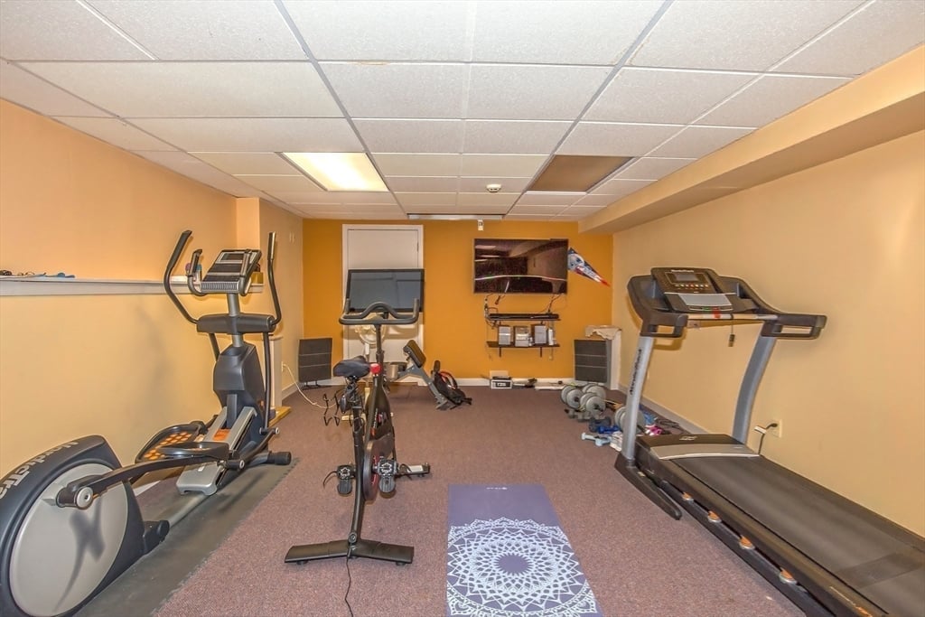 70 Tennyson Dr Photo 35