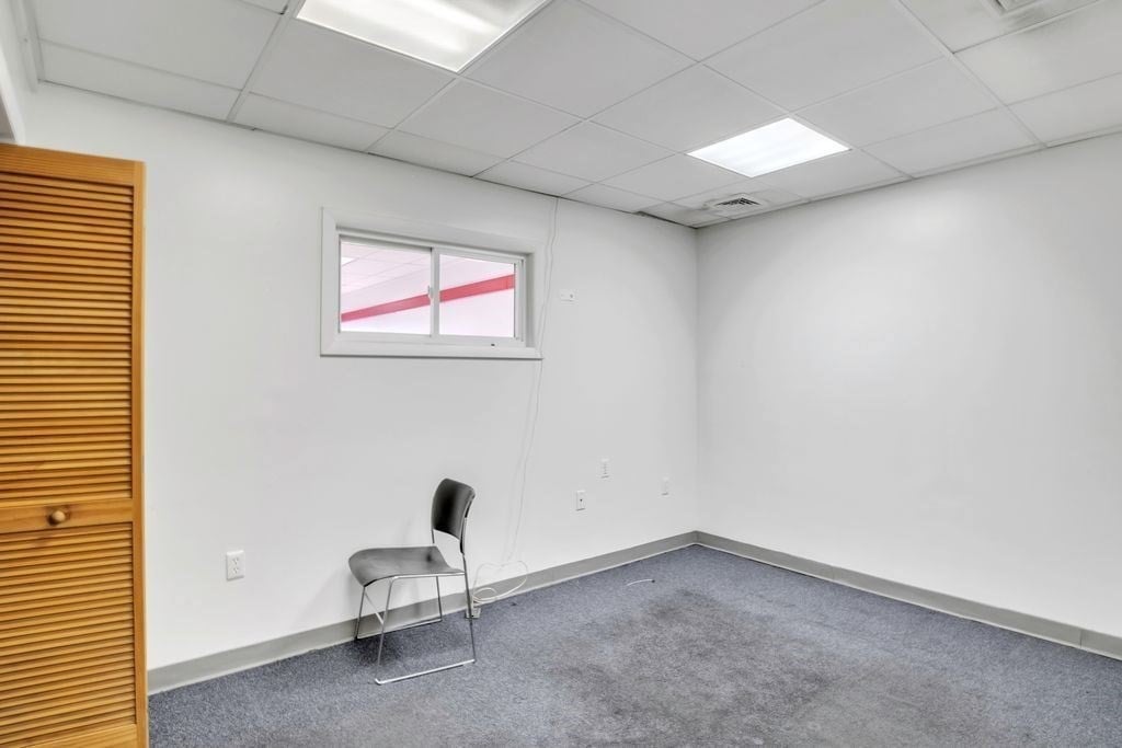 253 Greenfield Rd Photo 13