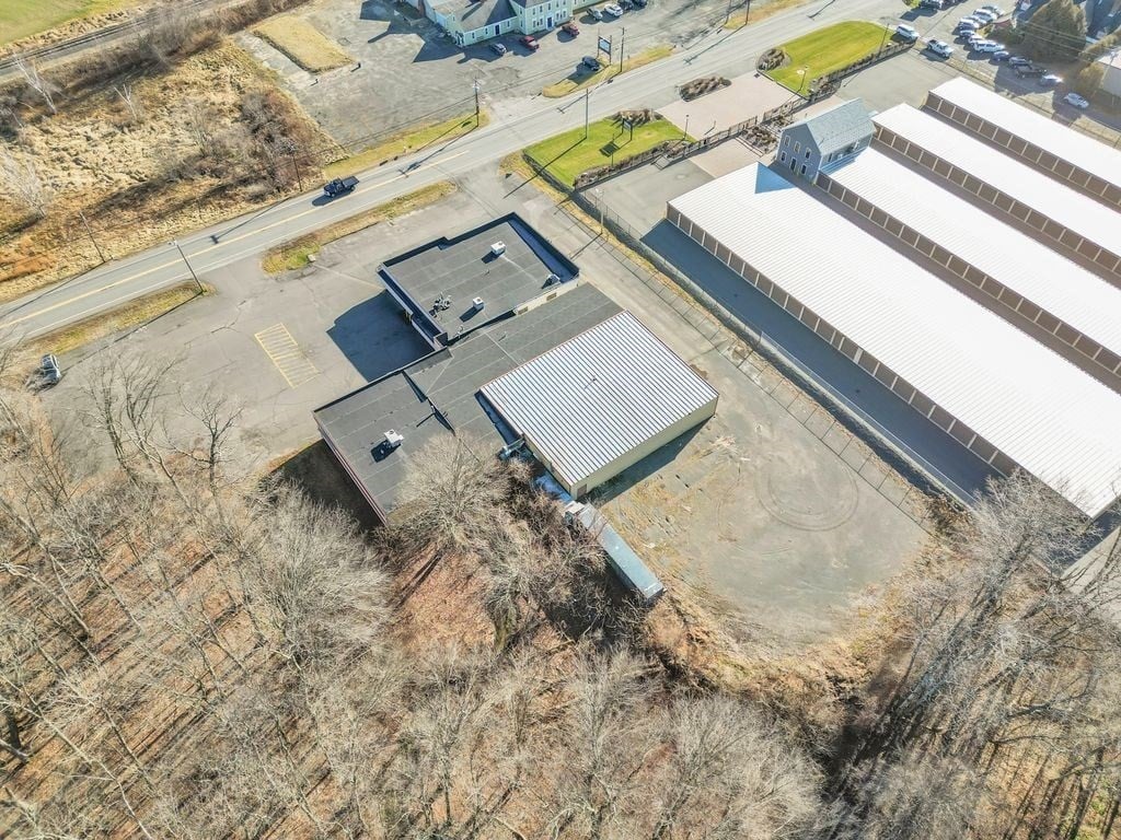 253 Greenfield Rd Photo 38