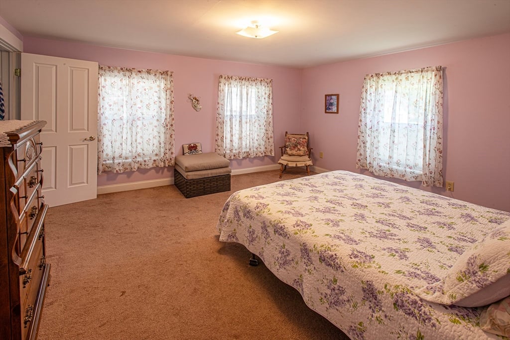 136 Main Street Photo 29