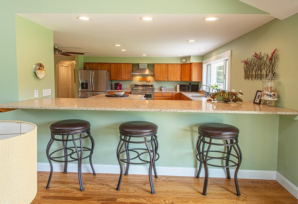 136 Main Street Photo 7