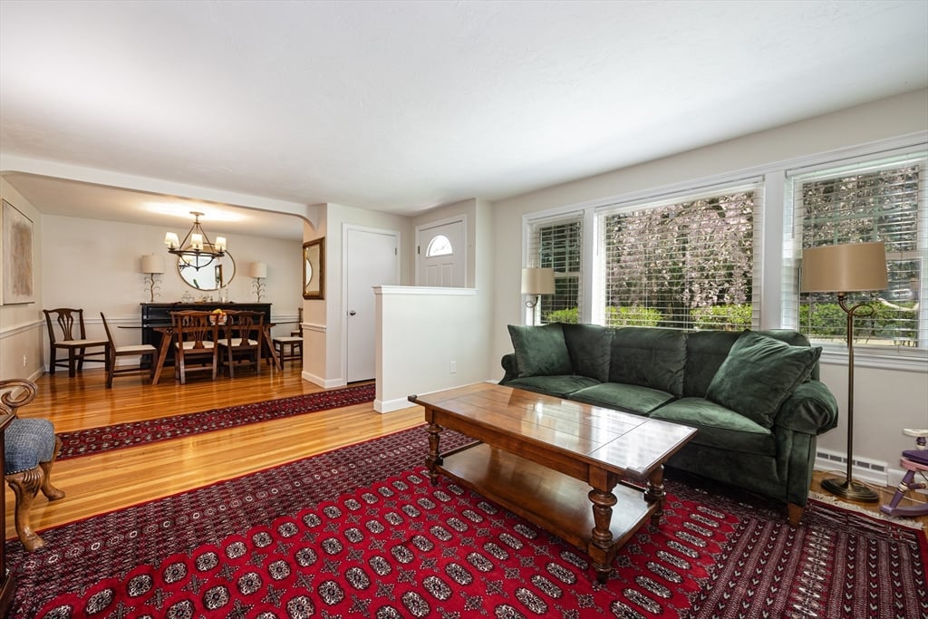 1071 Washington Photo 19