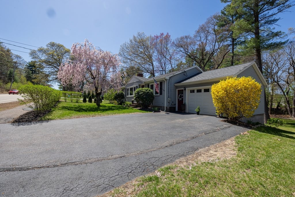 1071 Washington Photo 2