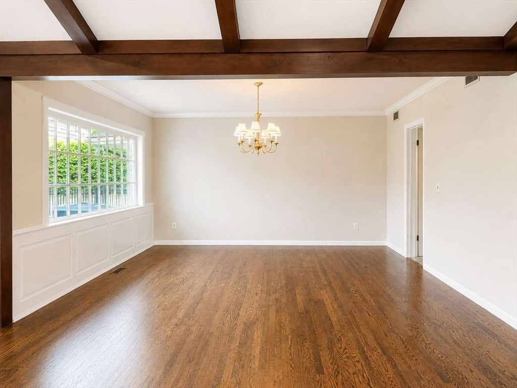 146 Wheel Meadow Drive Photo 10