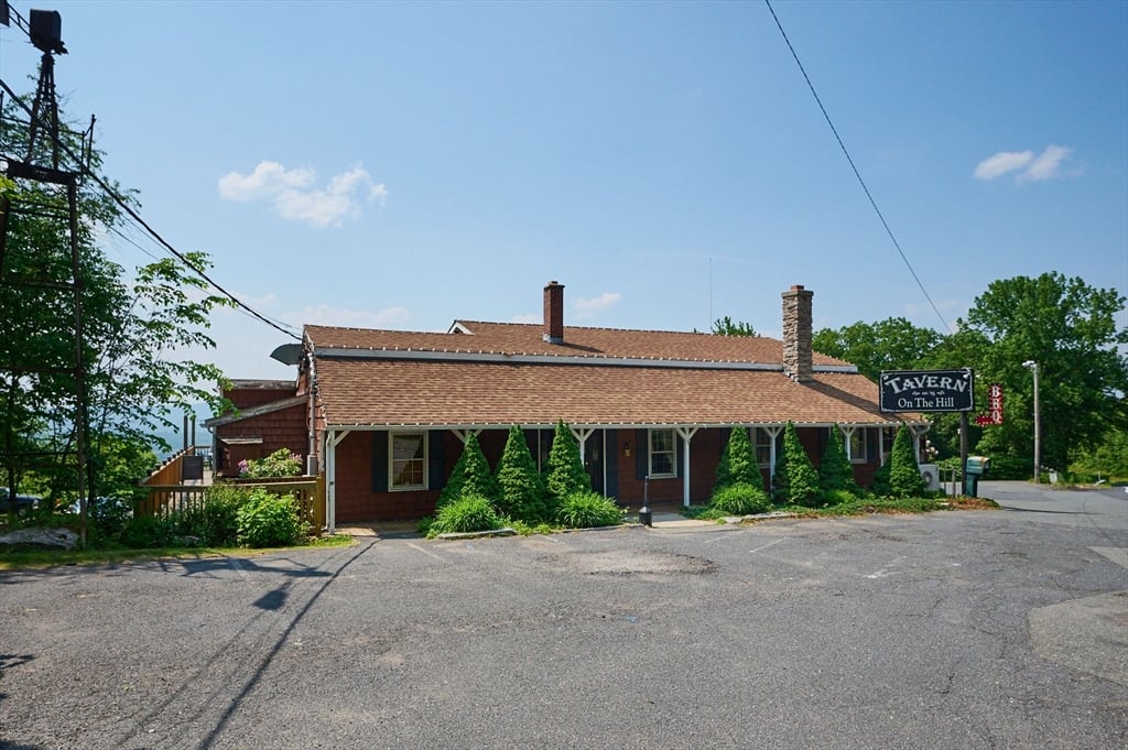 100 Mountain Rd Photo 2