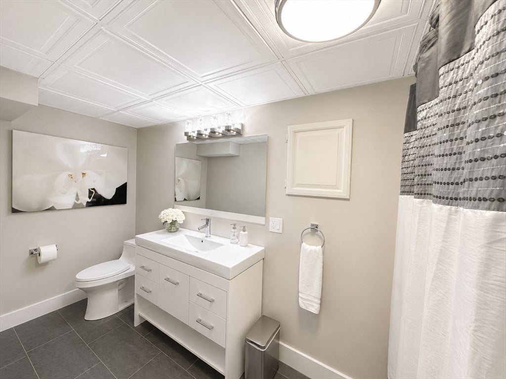 34 Tennyson Photo 29