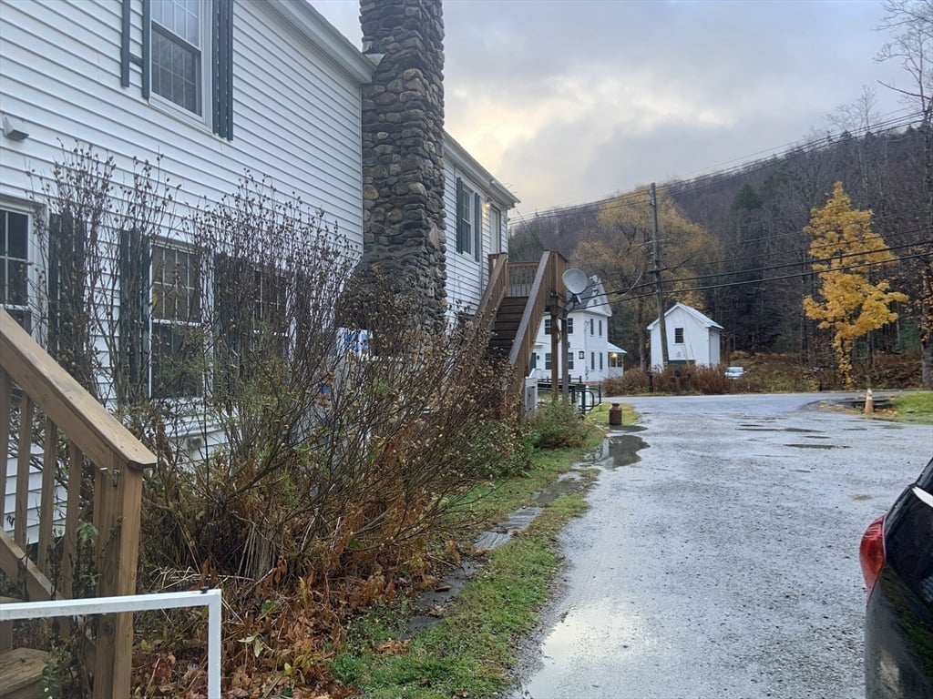 3235 Main Street Photo 8