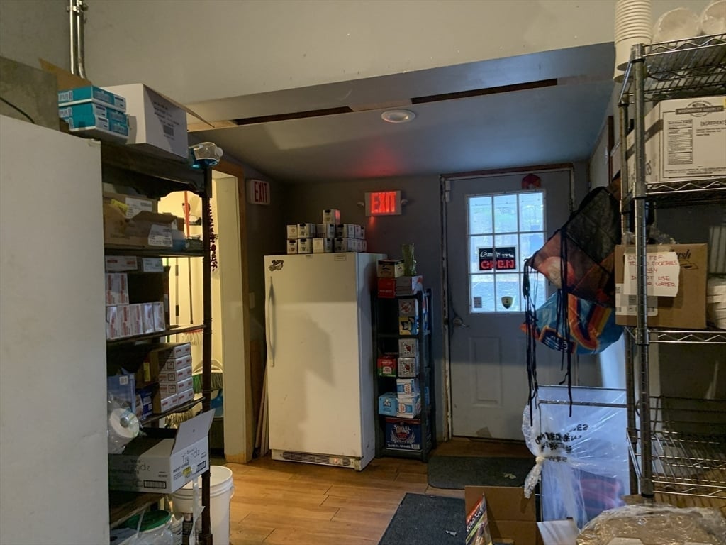 3235 Main Street Photo 33