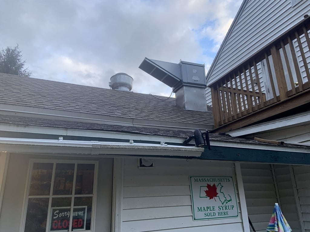 3235 Main Street Photo 6