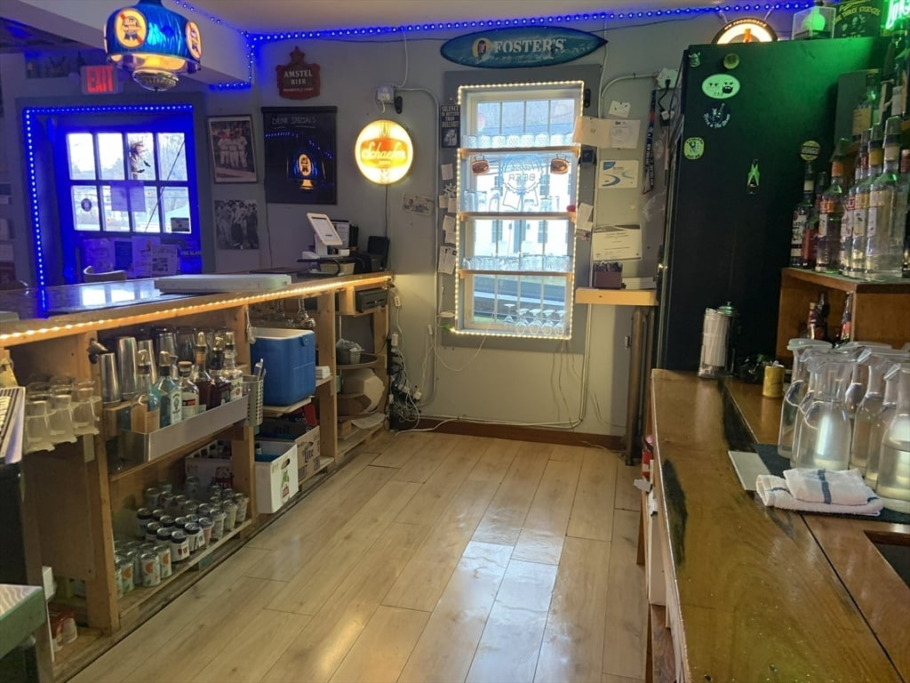 3235 Main Street Photo 19