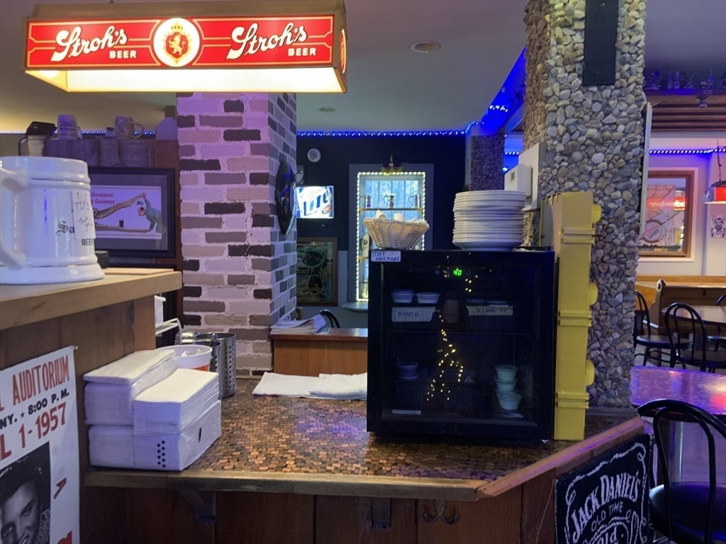 3235 Main Street Photo 20