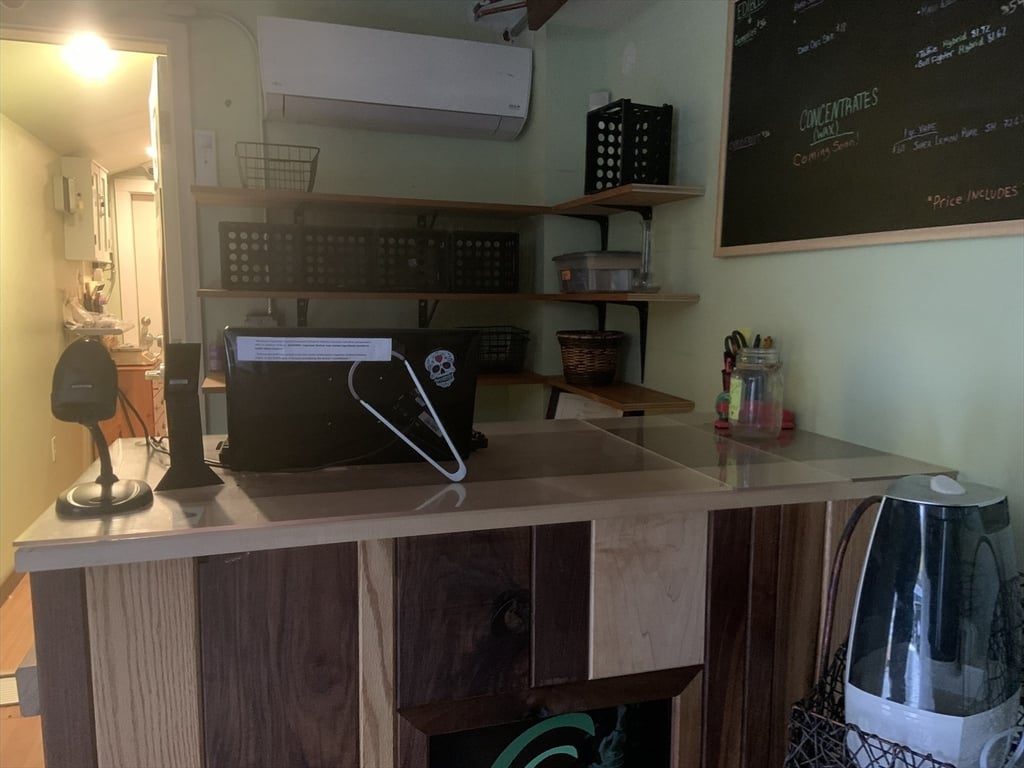 3235 Main Street Photo 38