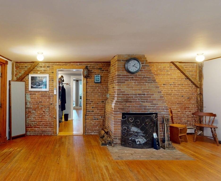 181 Main Street Photo 10