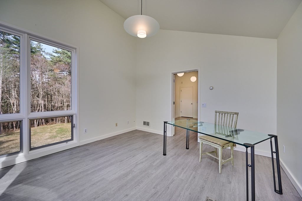 27 January Hills Rd Photo 36