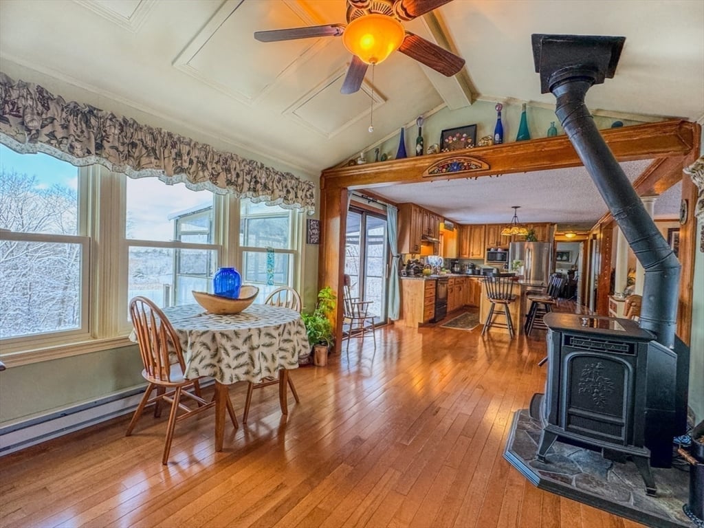 59 N. Hilliside Road Photo 5