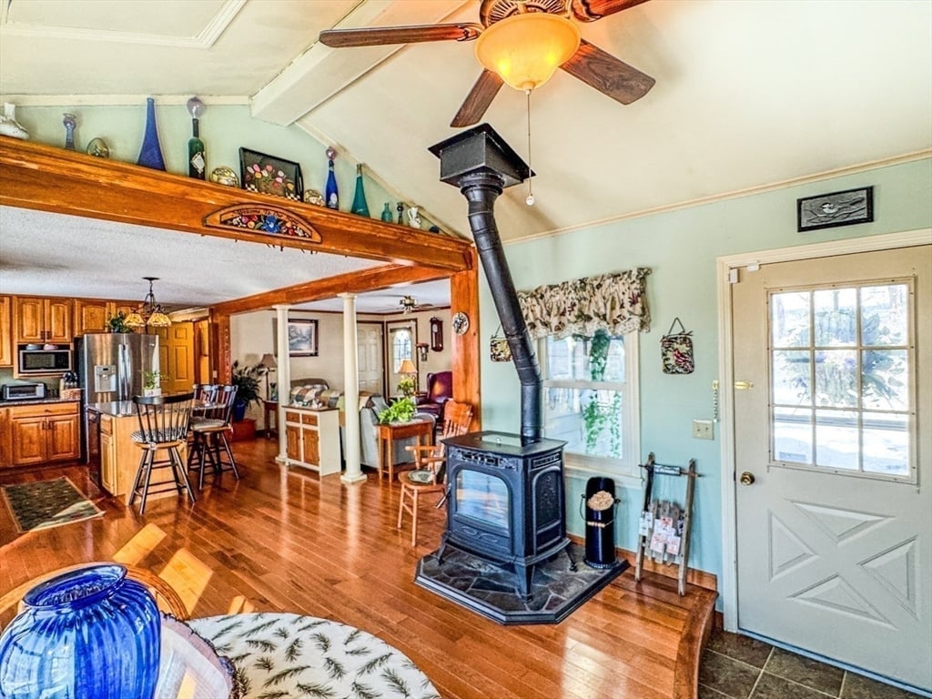 59 N. Hilliside Road Photo 31