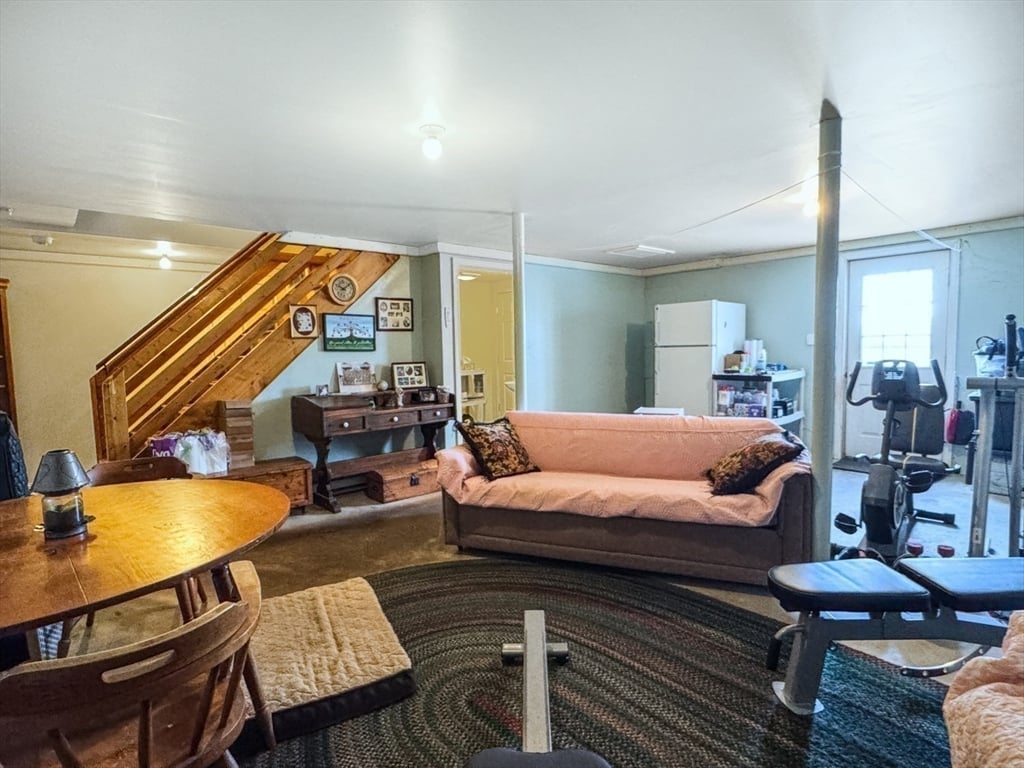 59 N. Hilliside Road Photo 26