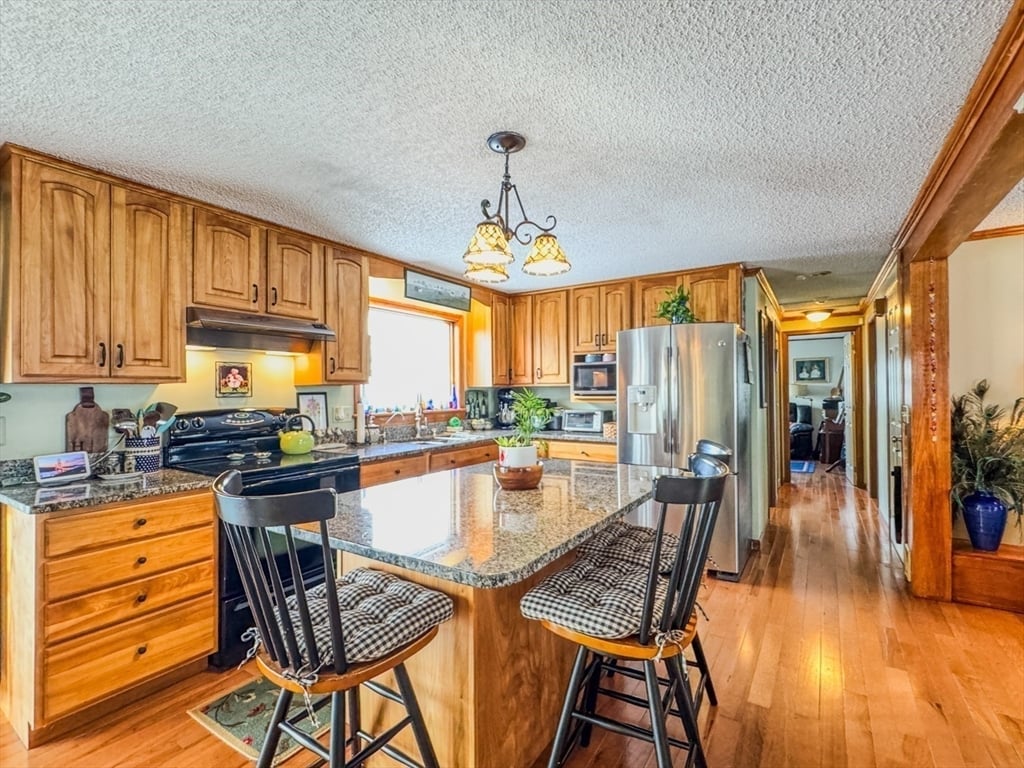 59 N. Hilliside Road Photo 7