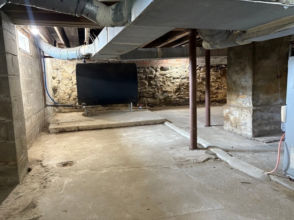 208 Greenfield Rd Photo 24