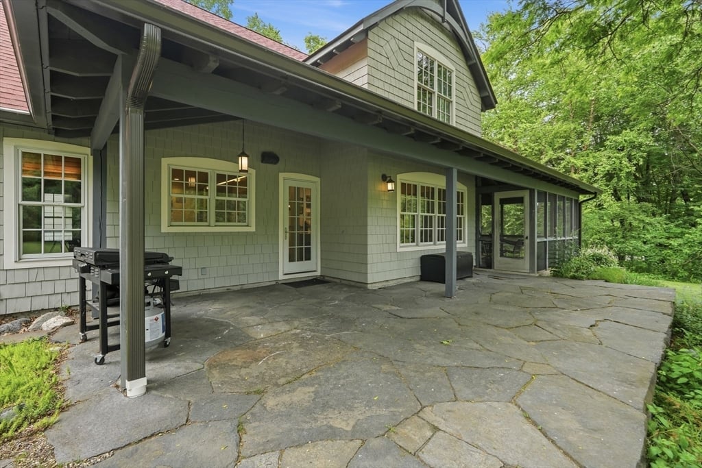 18 Eveningstar Dr Photo 39