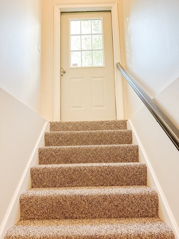 6 Mossy Bottom Lane Photo 41