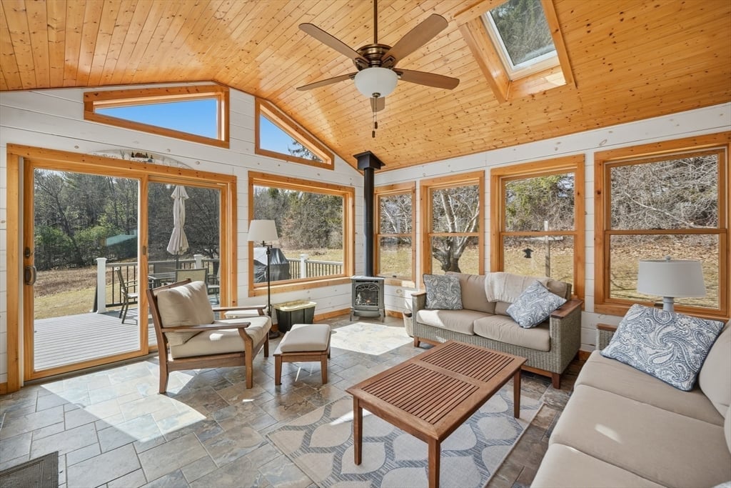 76 High Street Photo 22