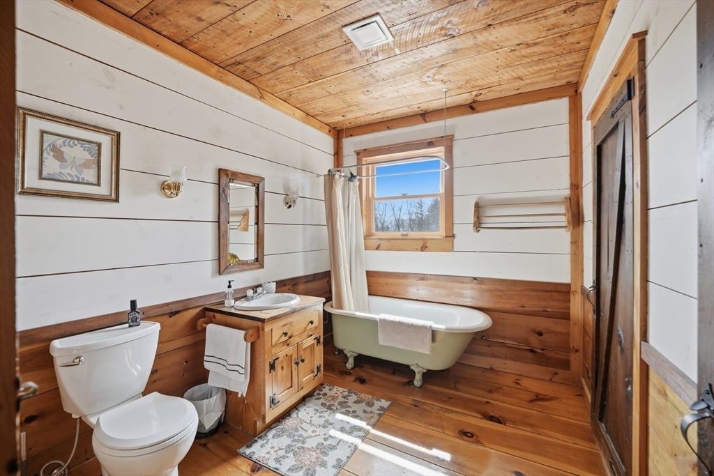 76 High Street Photo 20