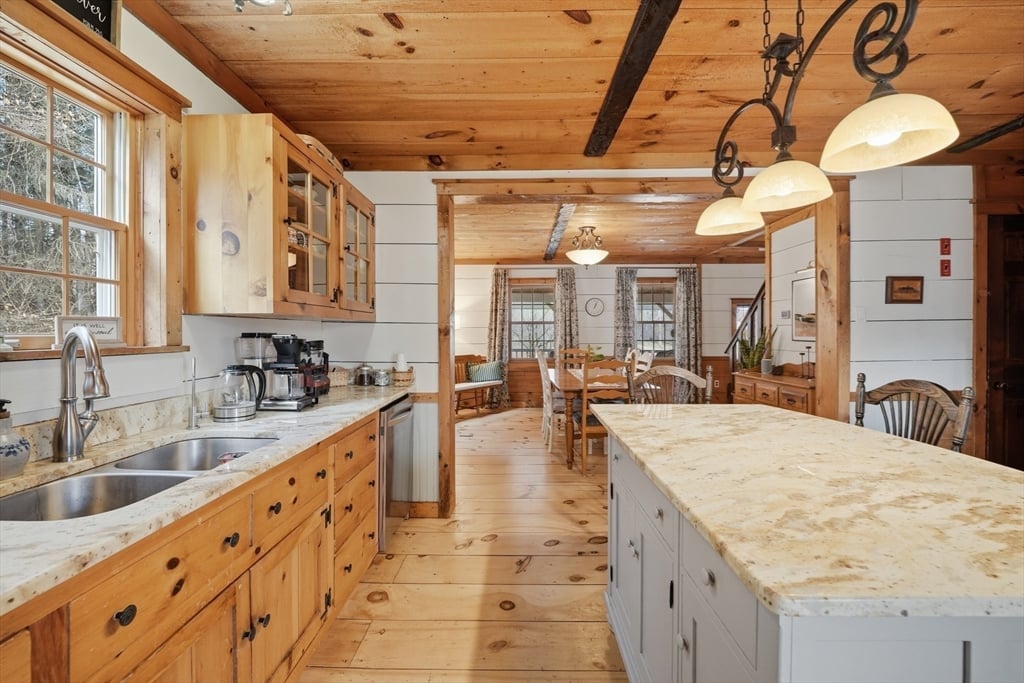 76 High Street Photo 9