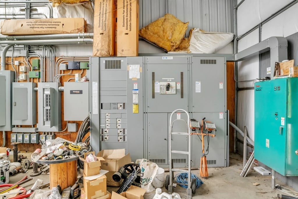 62 Christian Ln Photo 13