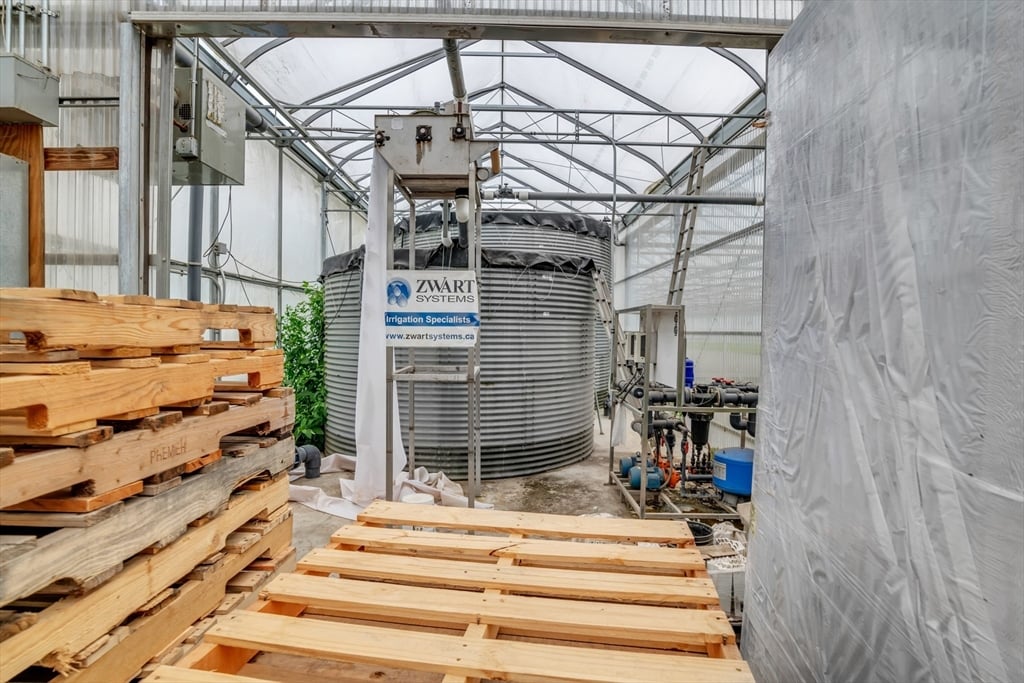 62 Christian Ln Photo 14