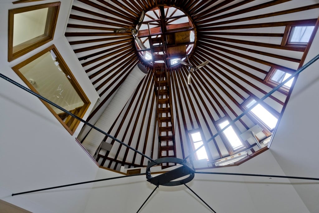 244 Main St Photo 14