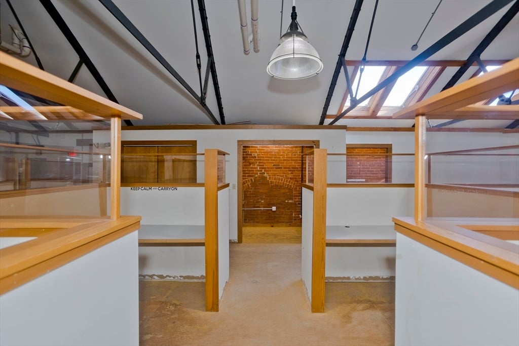 244 Main St Photo 16