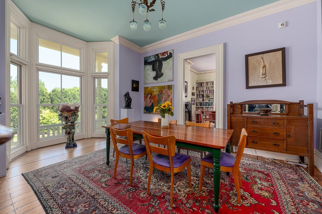 38 Gray St. Photo 9