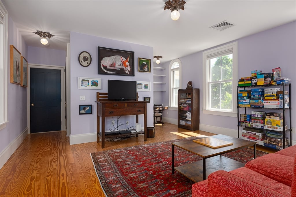 38 Gray St. Photo 23