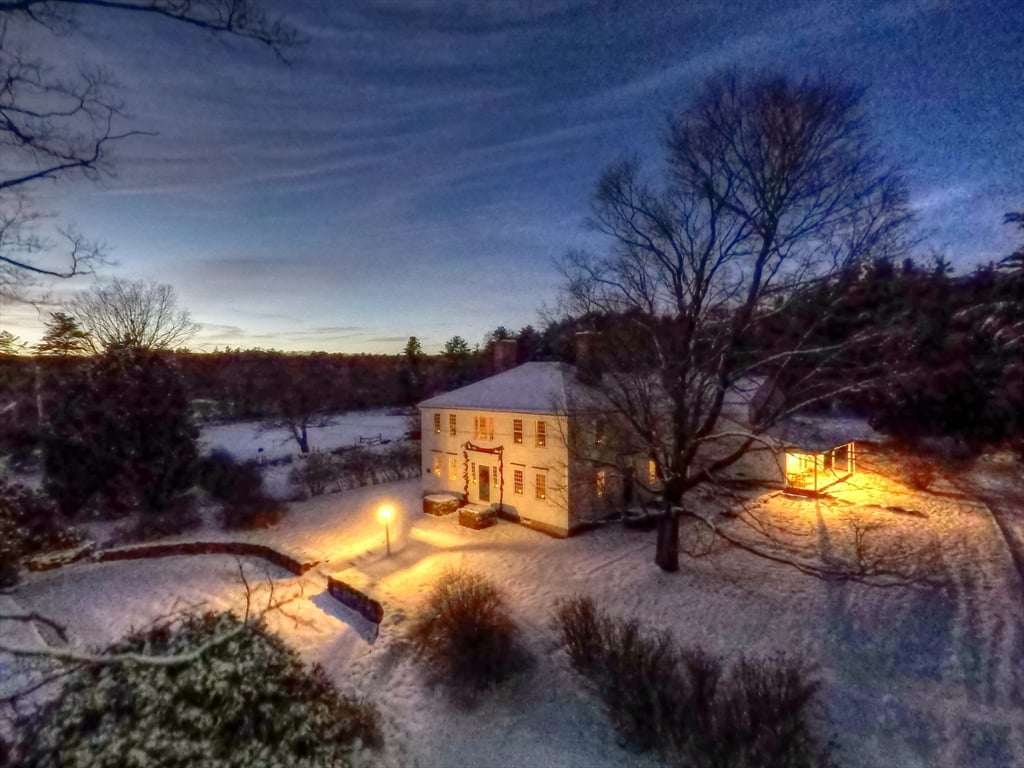 764 East Hill Road Photo 3