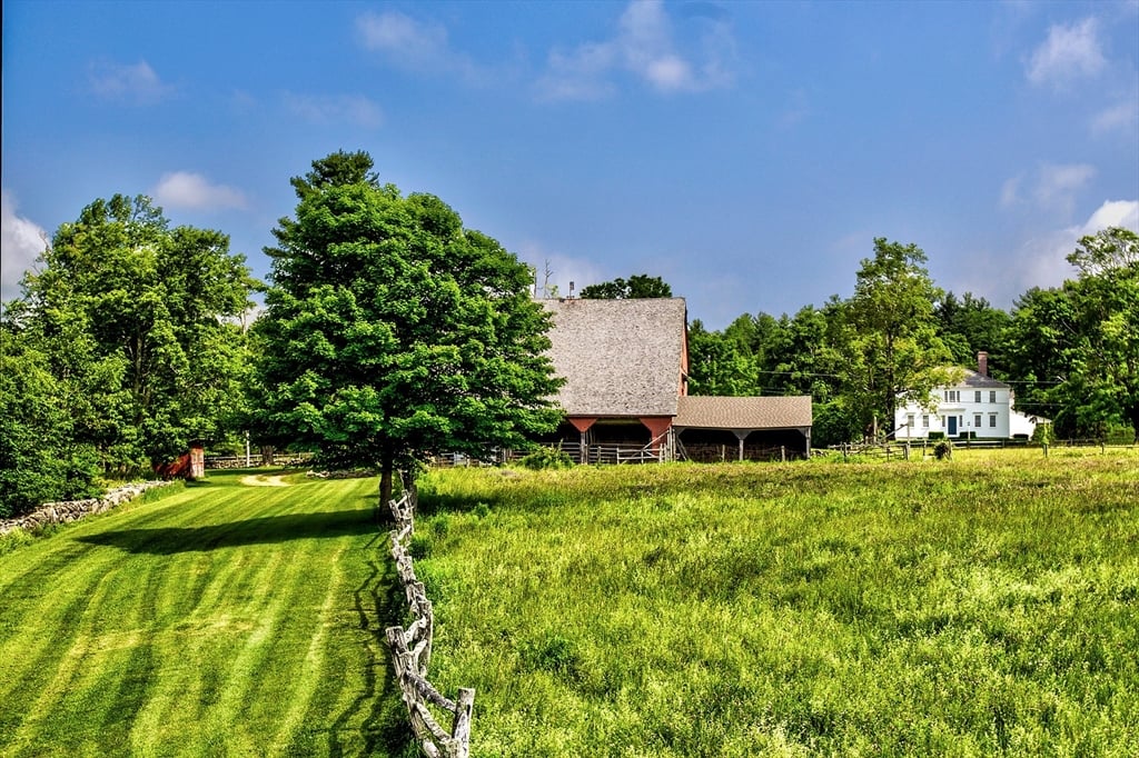 764 East Hill Road Photo 11