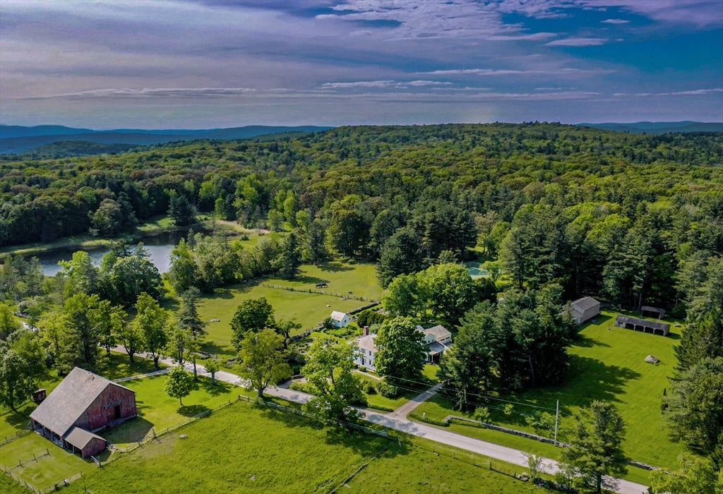 764 East Hill Road Photo 1