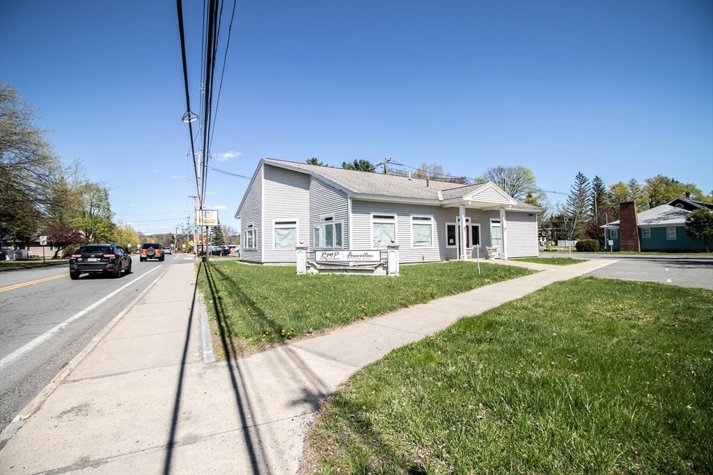 443-445 Bernardston Rd. Photo 11