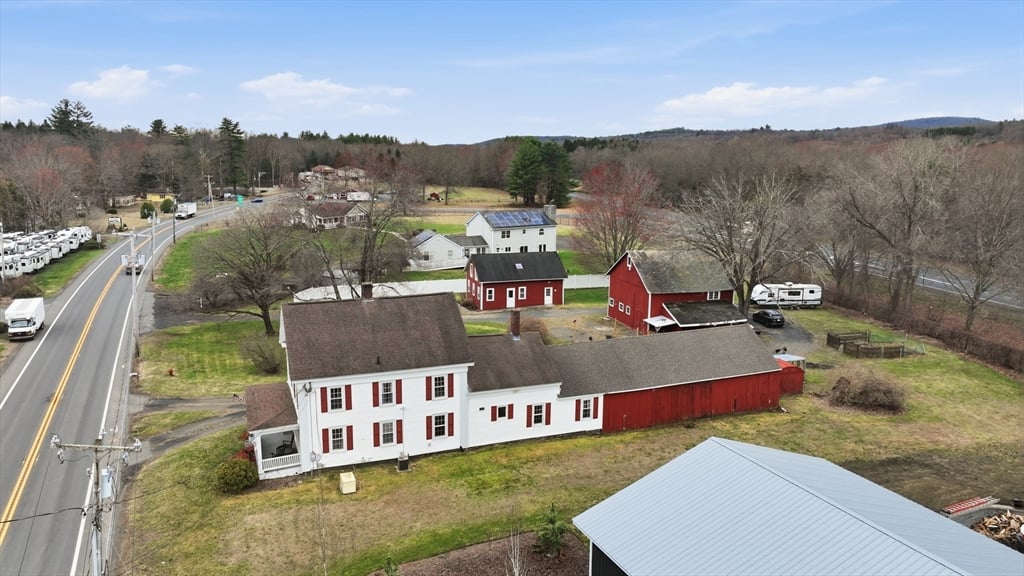 79 State Rd Photo 3