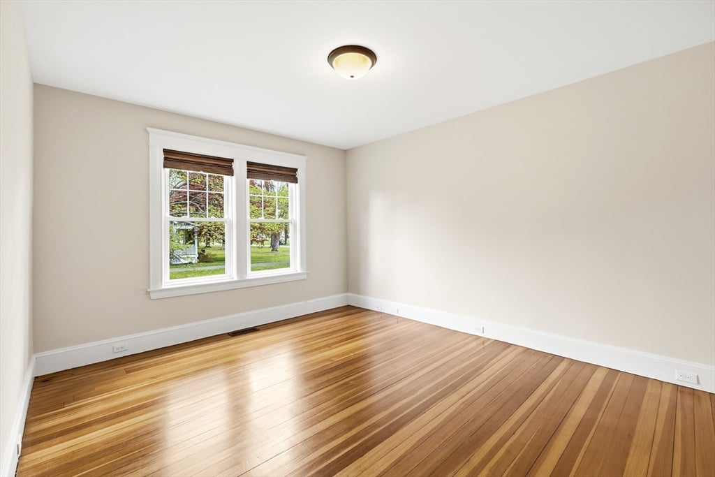 111 West St Photo 34