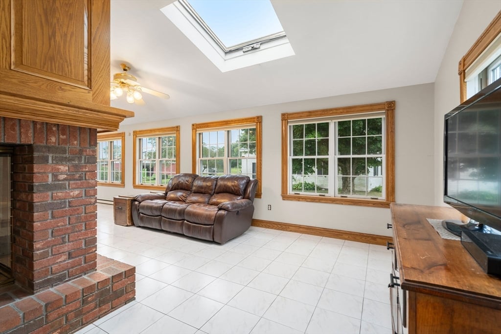 1730 S East St Photo 10