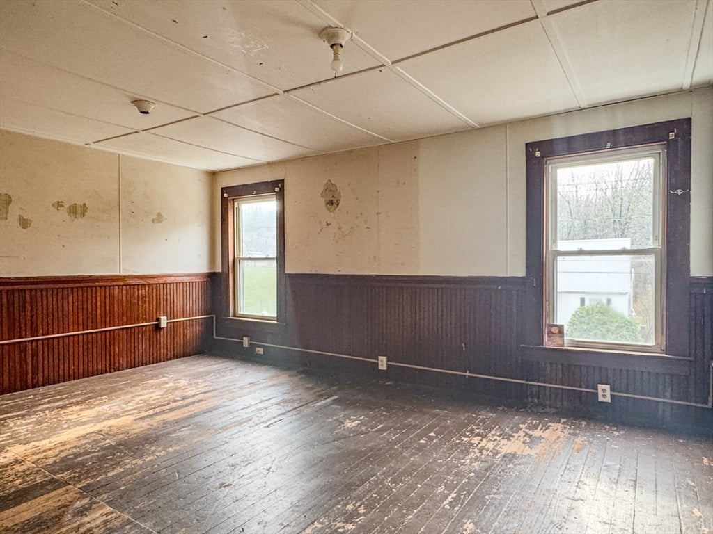 230 Millers Falls Road Photo 26