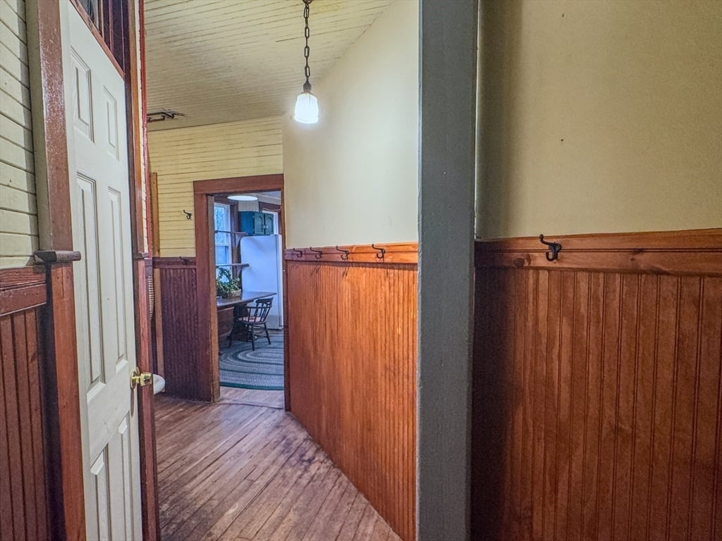 230 Millers Falls Road Photo 4