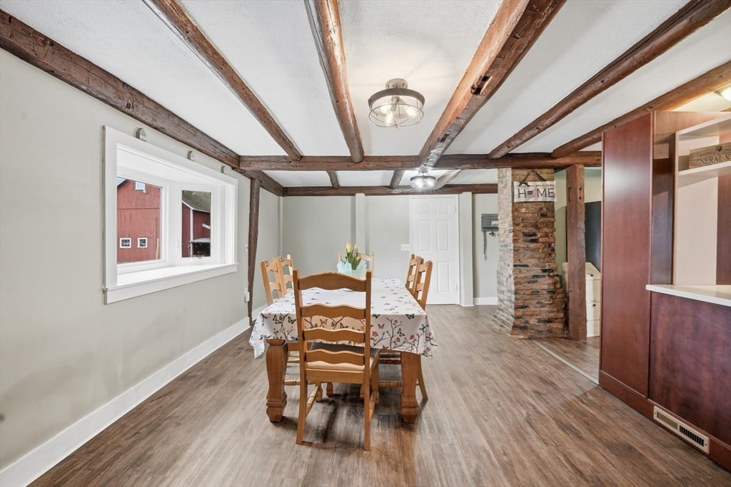 79 State Rd Photo 14