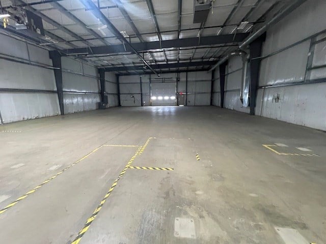 10 Sandy Lane Photo 8