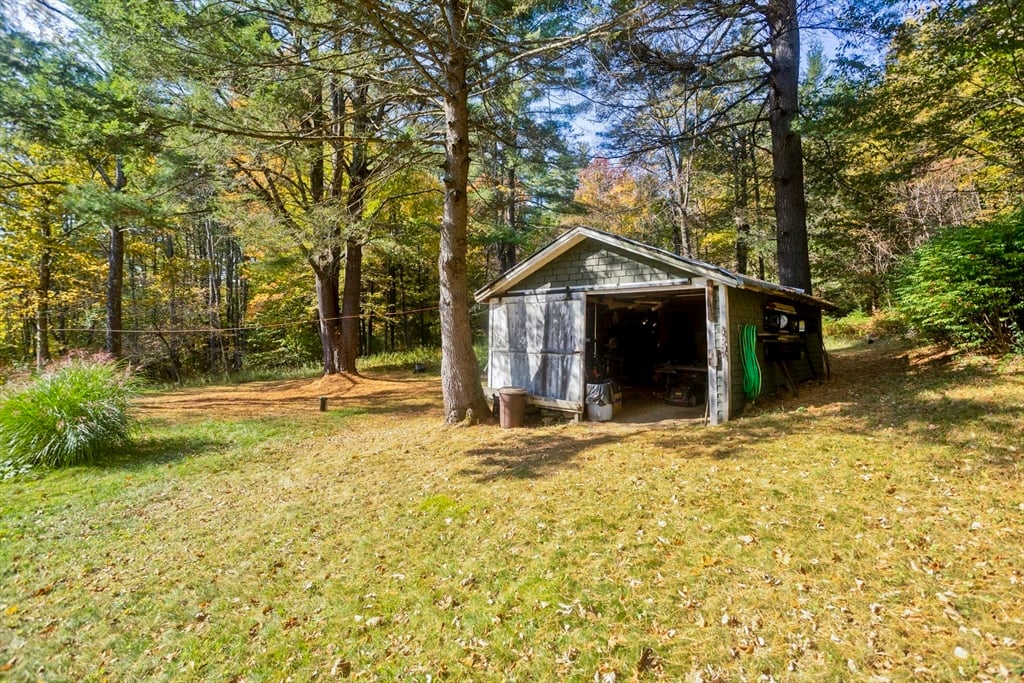 134 Indian Hollow Rd Photo 39