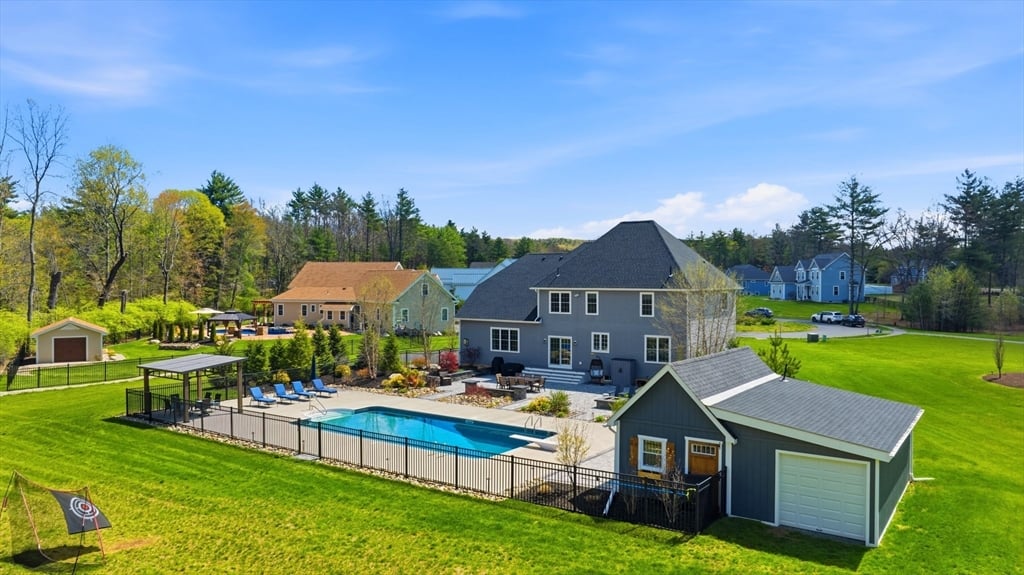 10 Fitch Farm Way Photo 3