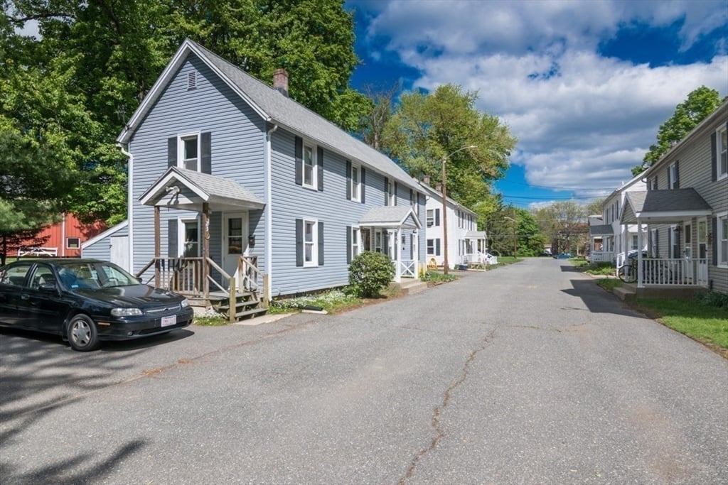15-24 Paquette Ave & 142-144 West St Photo 9